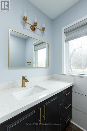 9630 Sunset Drive, St. Thomas, ON - Indoor Photo Showing Bathroom