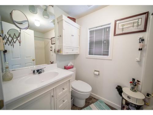 2112 Kokanee Court N, Cranbrook, BC - Indoor Photo Showing Bathroom