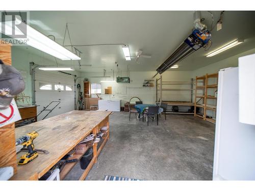 2112 Kokanee  N Court, Cranbrook, BC - Indoor Photo Showing Garage