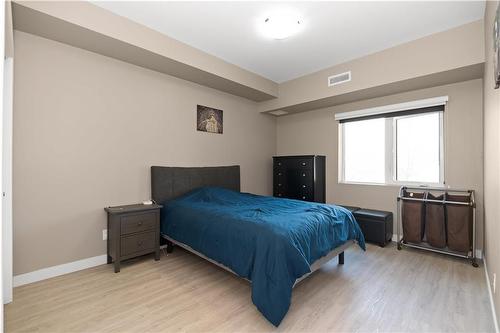 109 1505 Molson Street, Winnipeg, MB - Indoor Photo Showing Bedroom