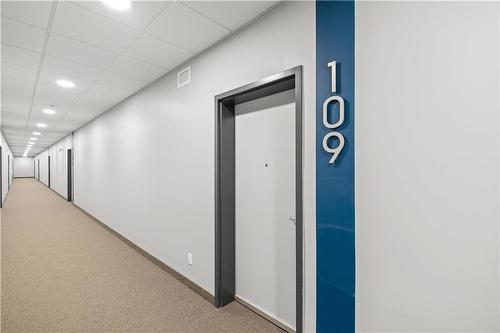 109 1505 Molson Street, Winnipeg, MB - Indoor Photo Showing Other Room