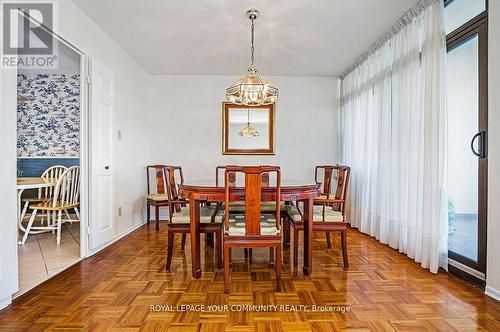 1807 - 1333 Bloor Street, Mississauga, ON - Indoor Photo Showing Dining Room