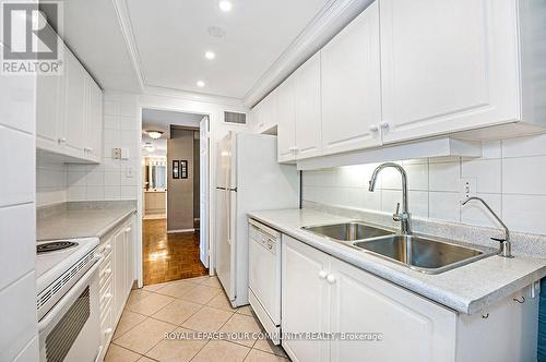 1807 - 1333 Bloor Street, Mississauga, ON - Indoor Photo Showing Kitchen With Double Sink