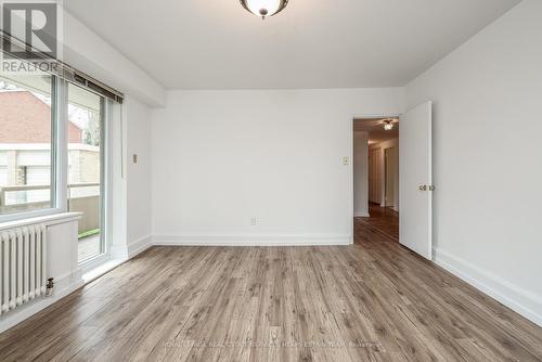 2 - 8 Corinth Gardens, Toronto, ON - Indoor Photo Showing Other Room