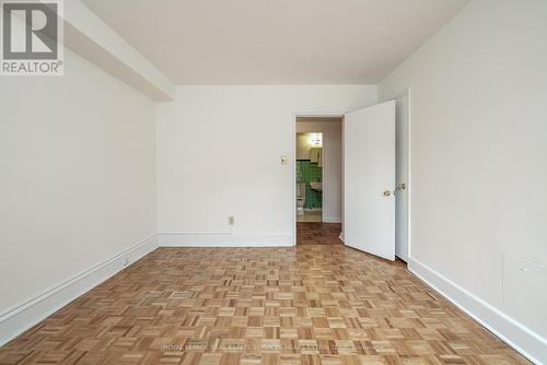 2 - 8 Corinth Gardens, Toronto, ON - Indoor Photo Showing Other Room
