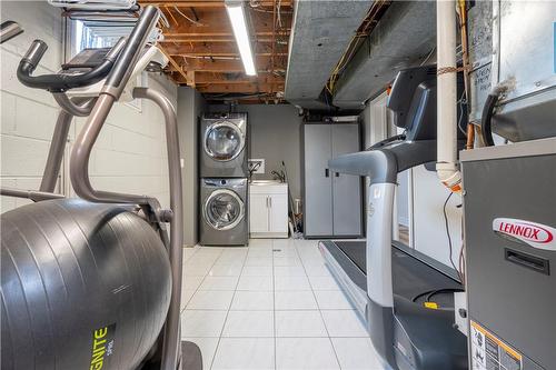 139 Third Line, Oakville, ON - Indoor Photo Showing Laundry Room