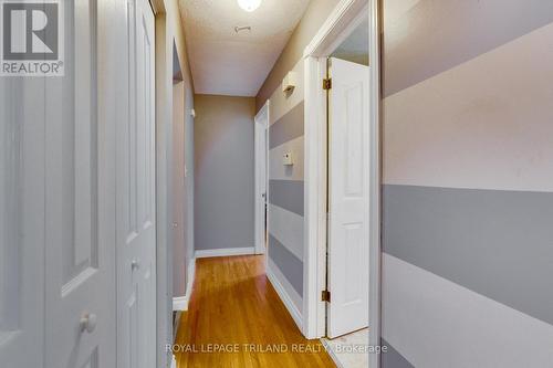 352 Helen Drive, Strathroy-Caradoc, ON - Indoor Photo Showing Other Room