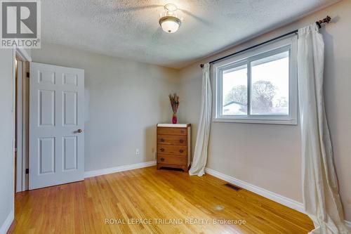352 Helen Drive, Strathroy-Caradoc, ON - Indoor Photo Showing Other Room