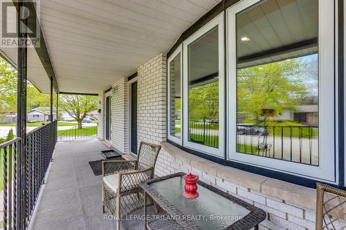 352 Helen Drive, Strathroy-Caradoc, ON - Outdoor With Deck Patio Veranda With Exterior