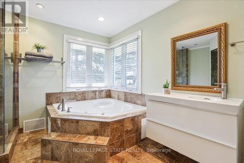 1307 Pelham Street, Pelham, ON - Indoor Photo Showing Bathroom