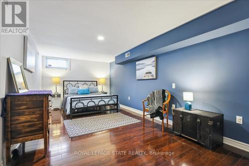 1307 Pelham Street, Pelham, ON - Indoor Photo Showing Bedroom