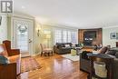 1307 Pelham Street, Pelham, ON  - Indoor Photo Showing Living Room 