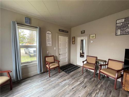 78 3Rd Street Ne, Minnedosa, MB - Indoor Photo Showing Other Room