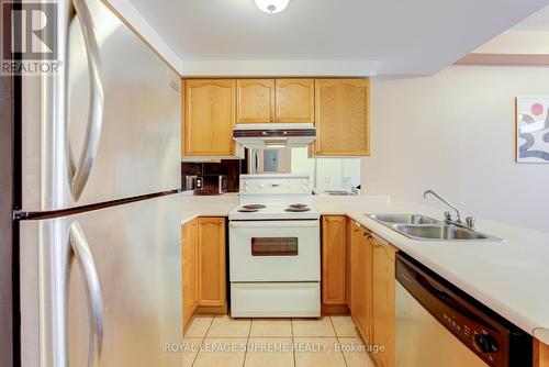 3 - 760 Lawrence Avenue W, Toronto, ON - Indoor Photo Showing Kitchen With Double Sink