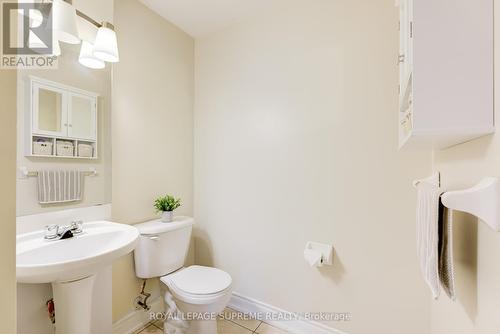 3 - 760 Lawrence Avenue W, Toronto, ON - Indoor Photo Showing Bathroom