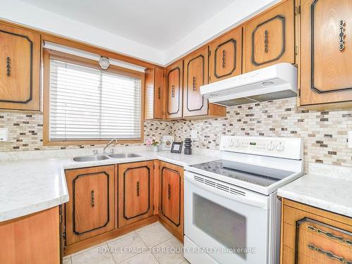 232 Firgrove Cres, Toronto, ON - Indoor Photo Showing Kitchen With Double Sink