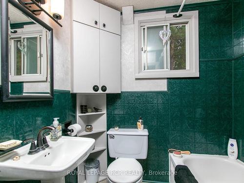 400454 Grey Road 4 Rd, Grey Highlands, ON - Indoor Photo Showing Bathroom