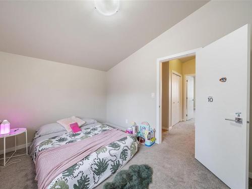 943 Solitaire Landing, Langford, BC - Indoor Photo Showing Bedroom