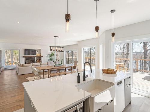 Interior - 251 Ch. Des Bosquets-Fleuris, Stanstead - Canton, QC - Indoor Photo Showing Kitchen With Upgraded Kitchen