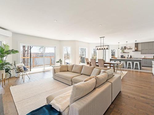 IntÃ©rieur - 251 Ch. Des Bosquets-Fleuris, Stanstead - Canton, QC - Indoor Photo Showing Living Room