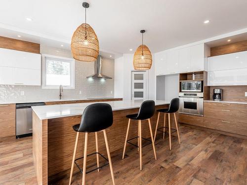 Kitchen - 26 Ch. Du Paradis, Sainte-Anne-Des-Lacs, QC - Indoor Photo Showing Kitchen With Upgraded Kitchen