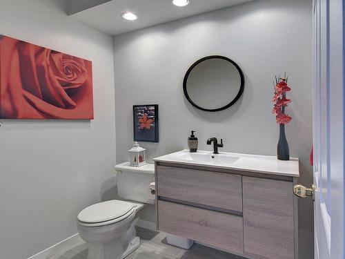 Powder room - 3704 Ch. Des Sorbiers, Nominingue, QC - Indoor Photo Showing Bathroom