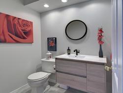 Powder room - 