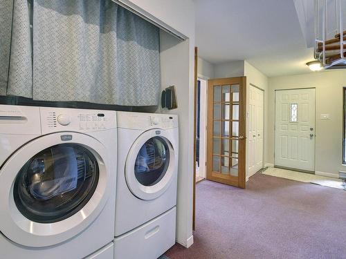 Laundry room - 3704 Ch. Des Sorbiers, Nominingue, QC - Indoor Photo Showing Laundry Room