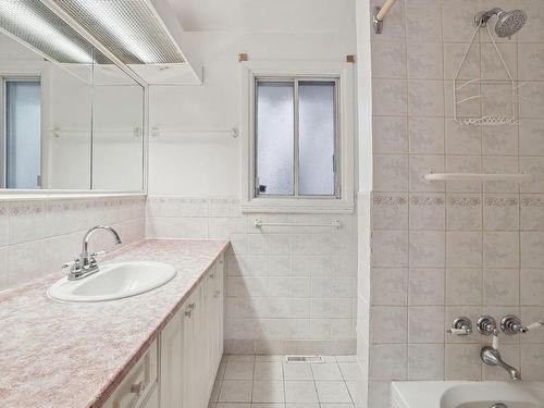 Salle de bains - 560 Av. Maplebrook, Beaconsfield, QC - Indoor Photo Showing Bathroom