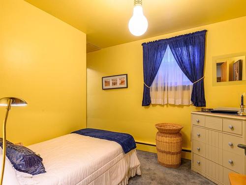 Chambre Ã Â coucher - 73 Rue St-Louis, Warwick, QC - Indoor Photo Showing Bedroom