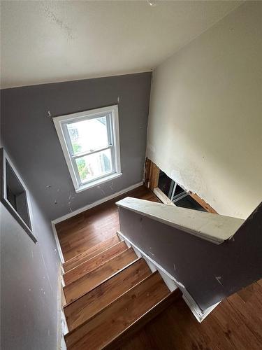 29 Cedardale Avenue, St. Catharines, ON - Indoor Photo Showing Other Room
