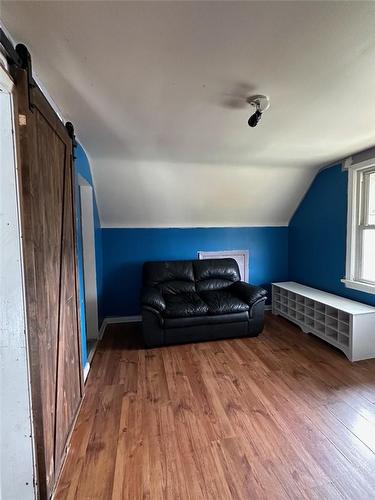 29 Cedardale Avenue, St. Catharines, ON - Indoor Photo Showing Other Room