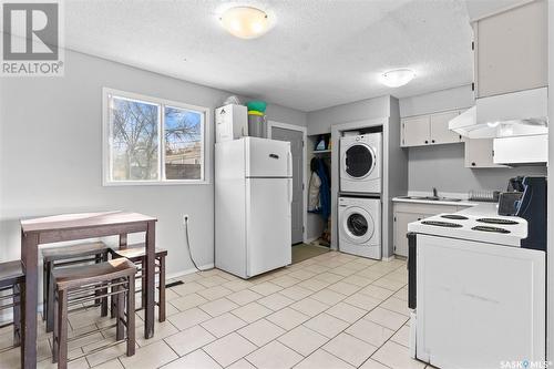 1309 Rusholme Road, Saskatoon, SK - Indoor Photo Showing Laundry Room