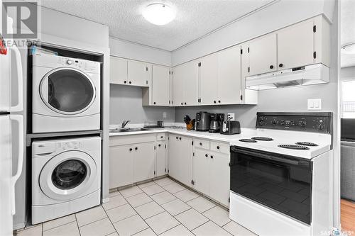 1309 Rusholme Road, Saskatoon, SK - Indoor Photo Showing Laundry Room