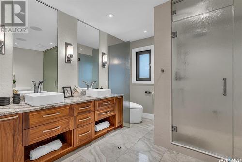 858 Saskatchewan Crescent E, Saskatoon, SK - Indoor Photo Showing Bathroom