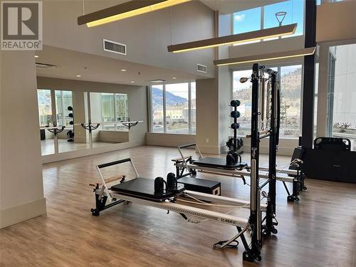 1191 Sunset Drive Unit# 2306, Kelowna, BC - Indoor Photo Showing Gym Room