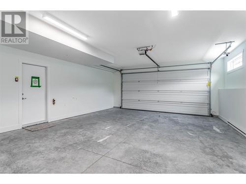 1485 Tower Ranch Drive Lot# 102, Kelowna, BC - Indoor Photo Showing Garage