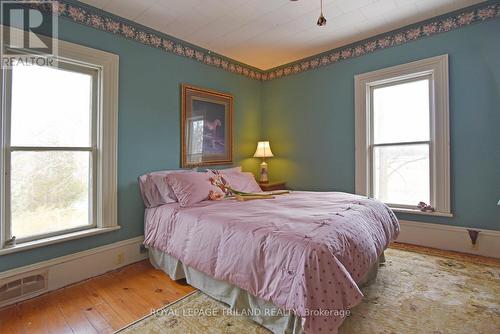 9024 Wood Drive, Lambton Shores, ON - Indoor Photo Showing Bedroom