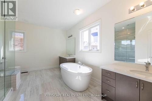 11 Grierson Trail, Hamilton, ON - Indoor Photo Showing Bathroom