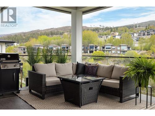 461 Swan Drive, Kelowna, BC - Outdoor