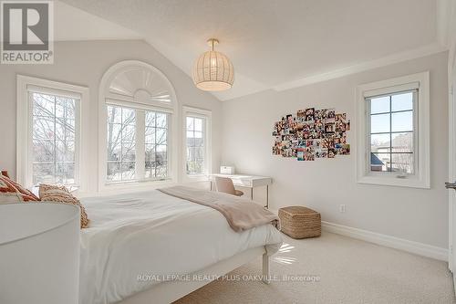 3105 Portree Crescent, Oakville, ON - Indoor Photo Showing Bedroom