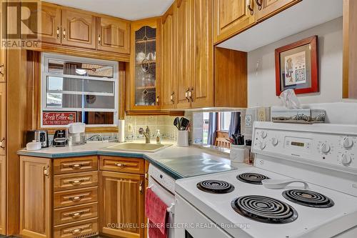 6322 County Rd 50, Trent Hills, ON - Indoor Photo Showing Kitchen