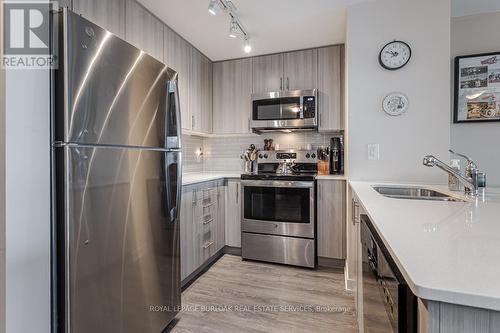 306 - 550 North Service Road, Grimsby, ON - Indoor Photo Showing Kitchen With Upgraded Kitchen