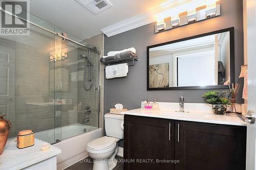 419 - 83 Woodbridge Avenue, Vaughan, ON - Indoor Photo Showing Bathroom
