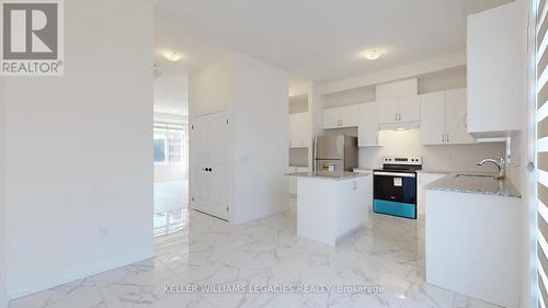 20 Quilico Road E, Vaughan, ON - Indoor Photo Showing Kitchen