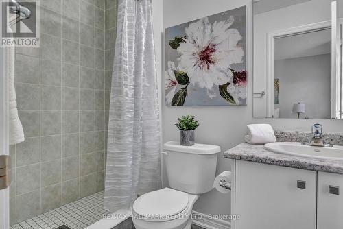 3951 Koenig Road, Burlington, ON - Indoor Photo Showing Bathroom