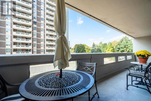 202 - 50 Inverlochy Boulevard, Markham, ON - Outdoor With Exterior
