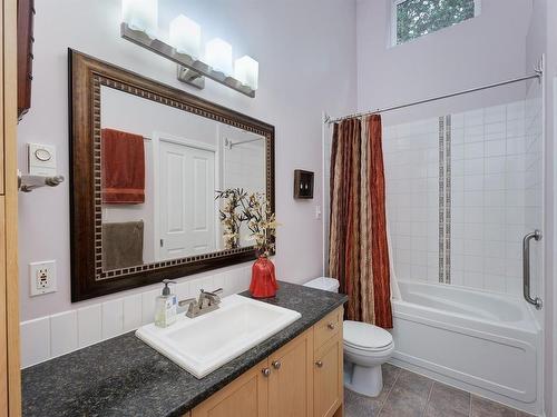 5 Stoneridge Dr, View Royal, BC - Indoor Photo Showing Bathroom