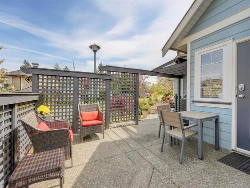 5 Stoneridge Dr, View Royal, BC - Outdoor With Deck Patio Veranda With Exterior