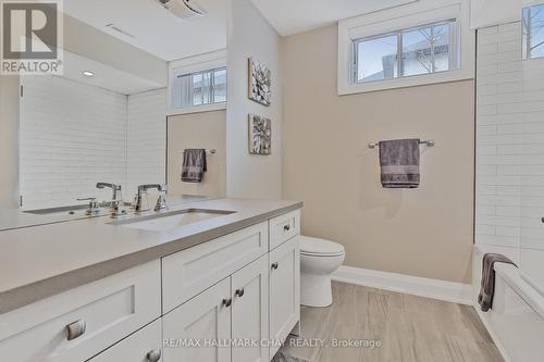 7 Walter James Parkway, Springwater, ON - Indoor Photo Showing Bathroom